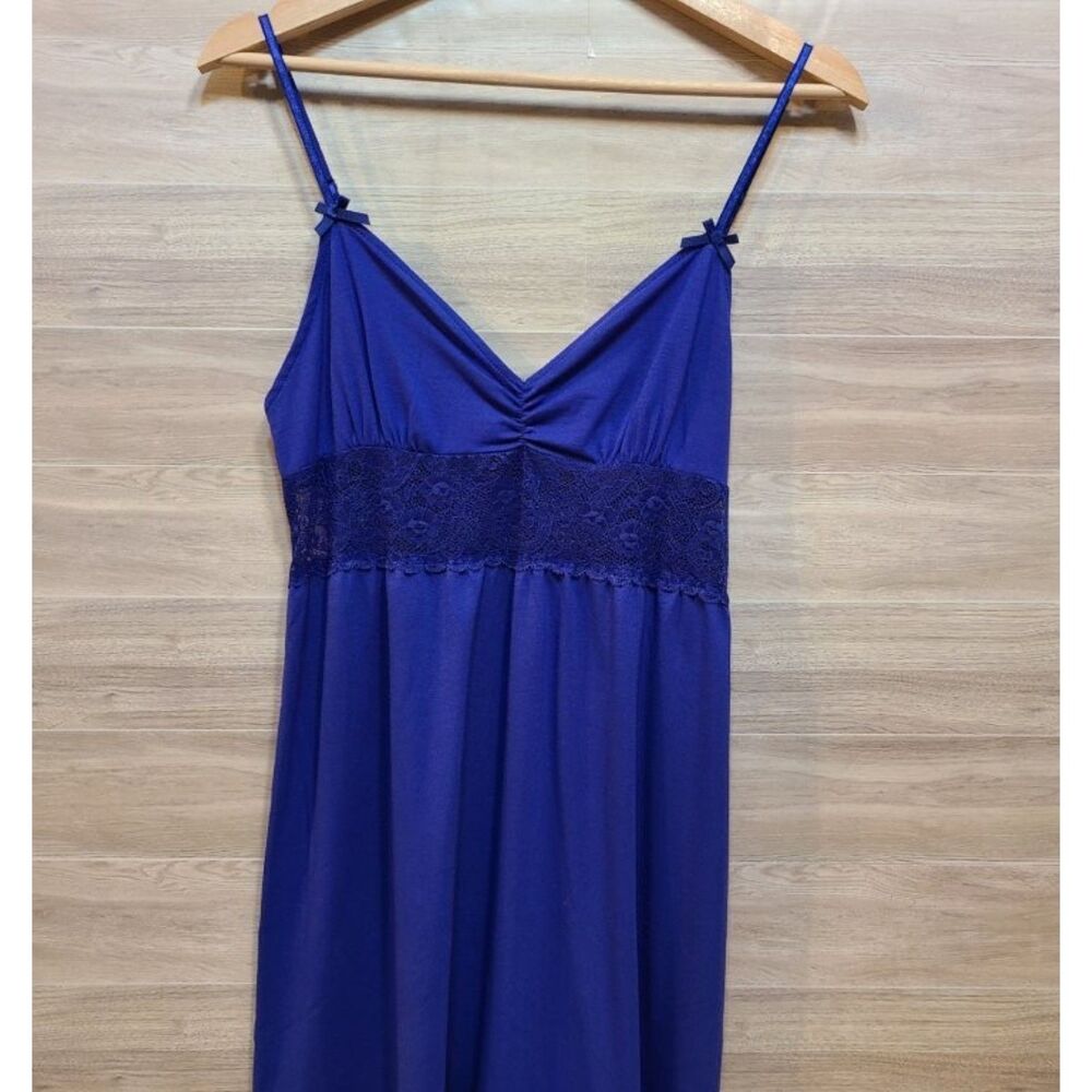 Gilligan & O'Malley Purple Lace Sleep Camisole Medium Nightgown Chemise Slip